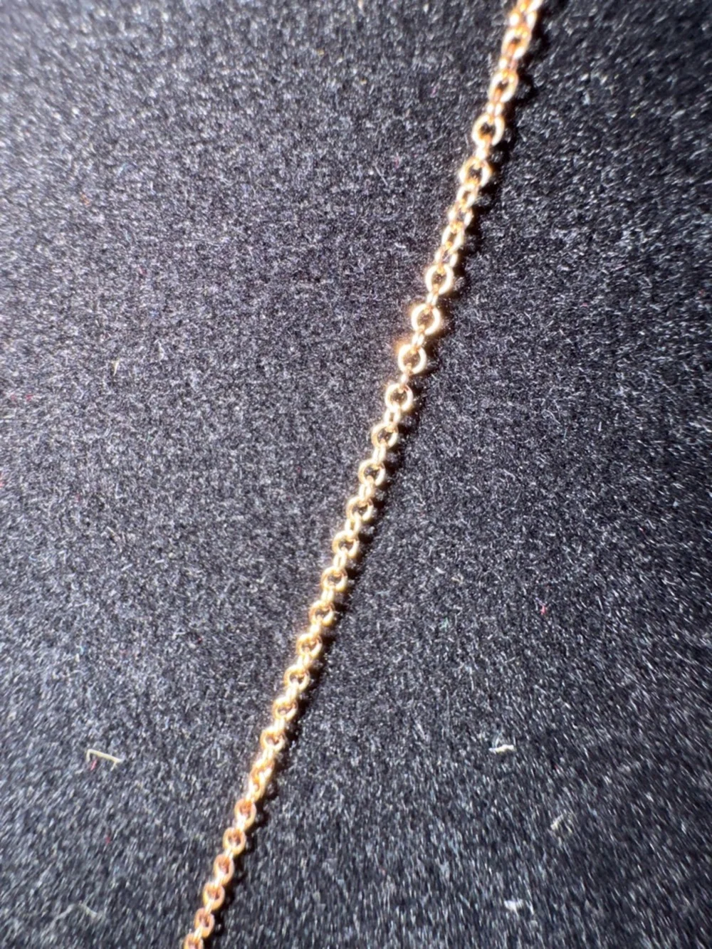 NWOT Rose Gold Hamsa Pendant Necklace - Picture 6 of 8